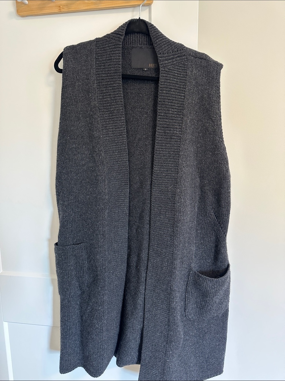 Women’s Berti Charcoal Gray Open-Front Knit Vest